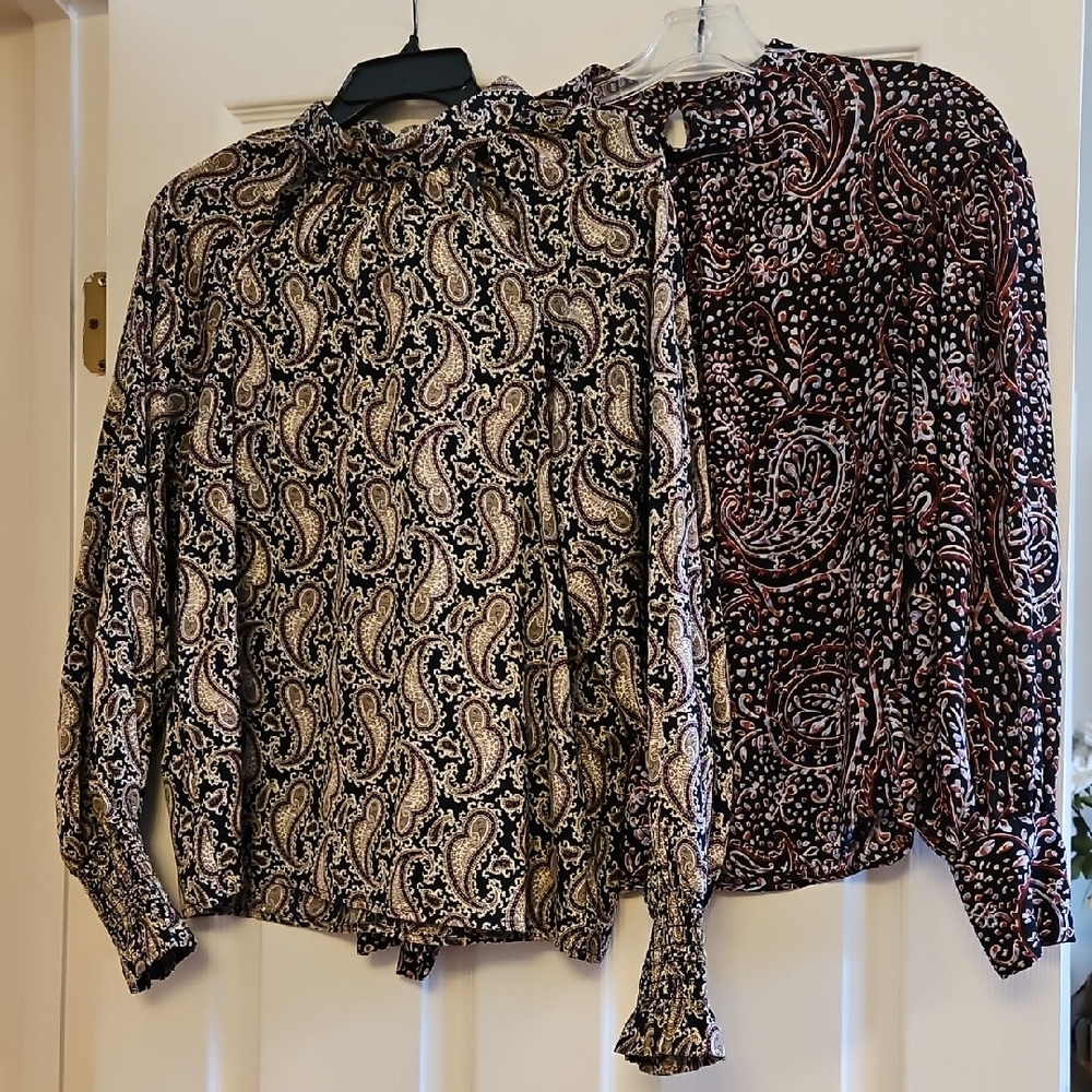 Banana Republic Bundle Of  2 Blouses: Paisley and Floral Women's Tops
